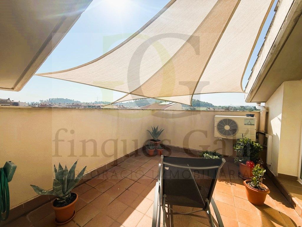 Terrassa de Dúplex en venda en Sant Fruitós de Bages amb Aire condicionat, Terrassa i Moblat