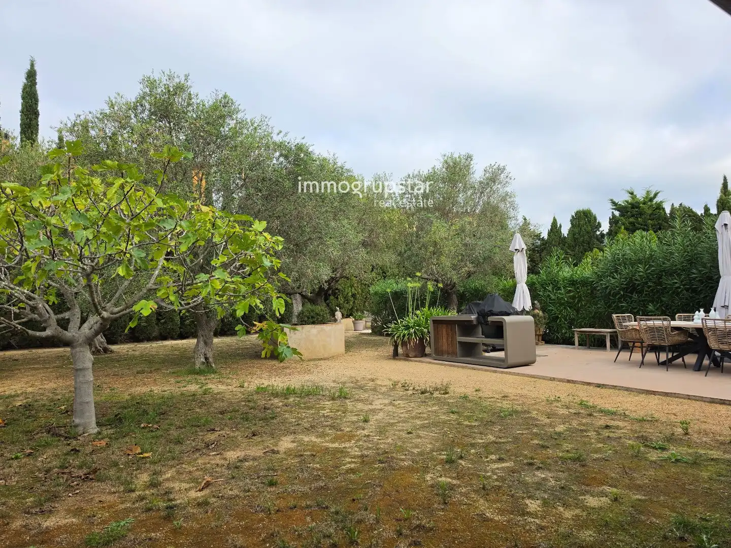 Jardí de Casa o xalet en venda en Poble