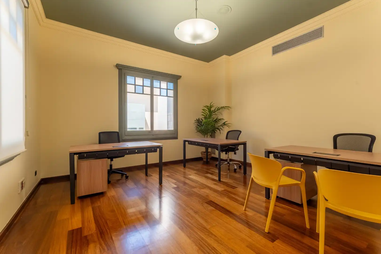 Bureau à louer à La Devesa