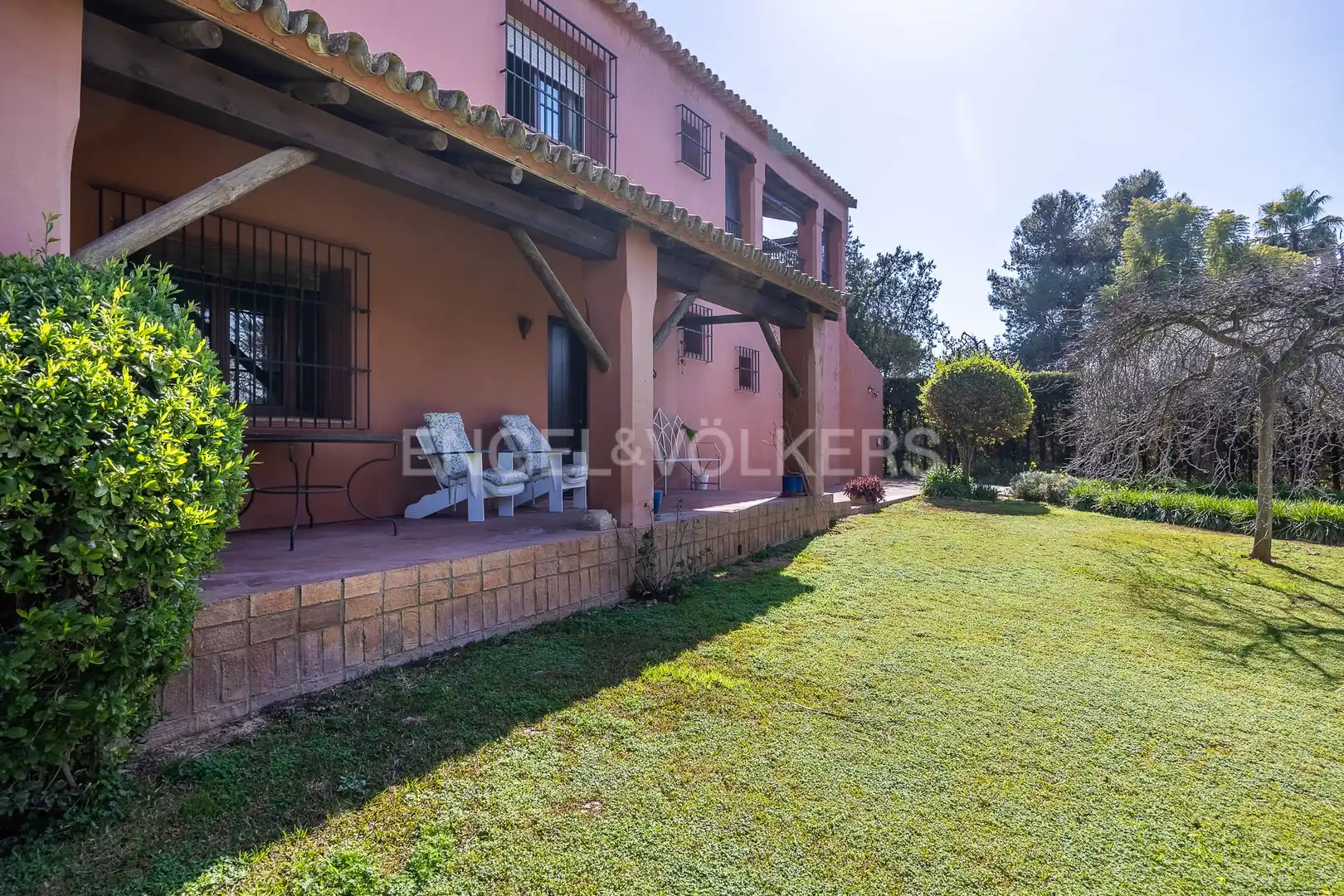 Jardí de Casa o xalet en venda en Espartinas amb Aire condicionat, Calefacció i Jardí privat