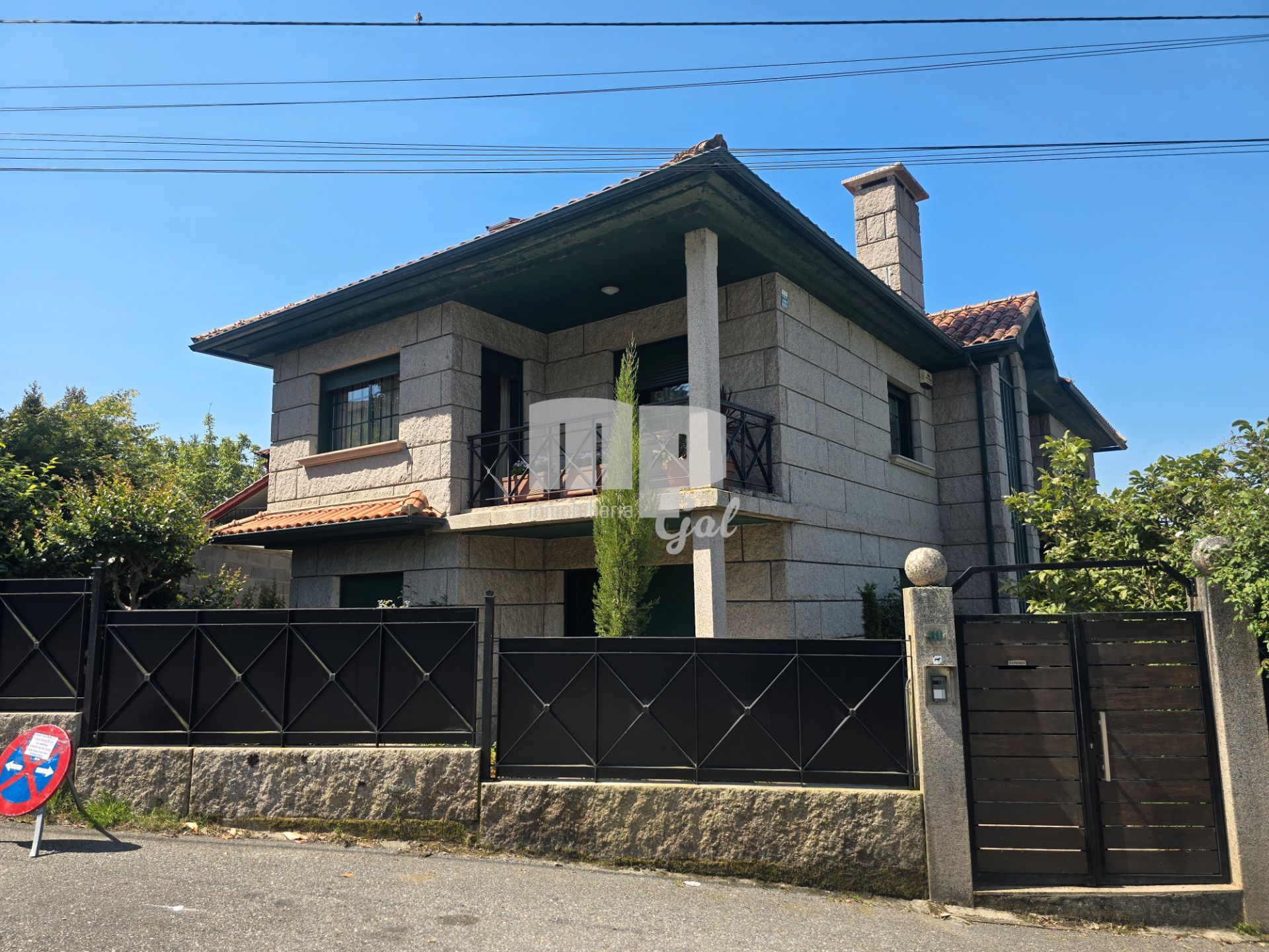 Exterior view of House or chalet for sale in Vigo   with Heating, Private garden and Parquet flooring