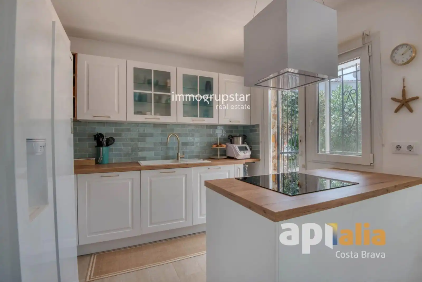Cocina de Casa o chalet en venta en Calonge i Sant Antoni con Calefacción, Terraza y Piscina
