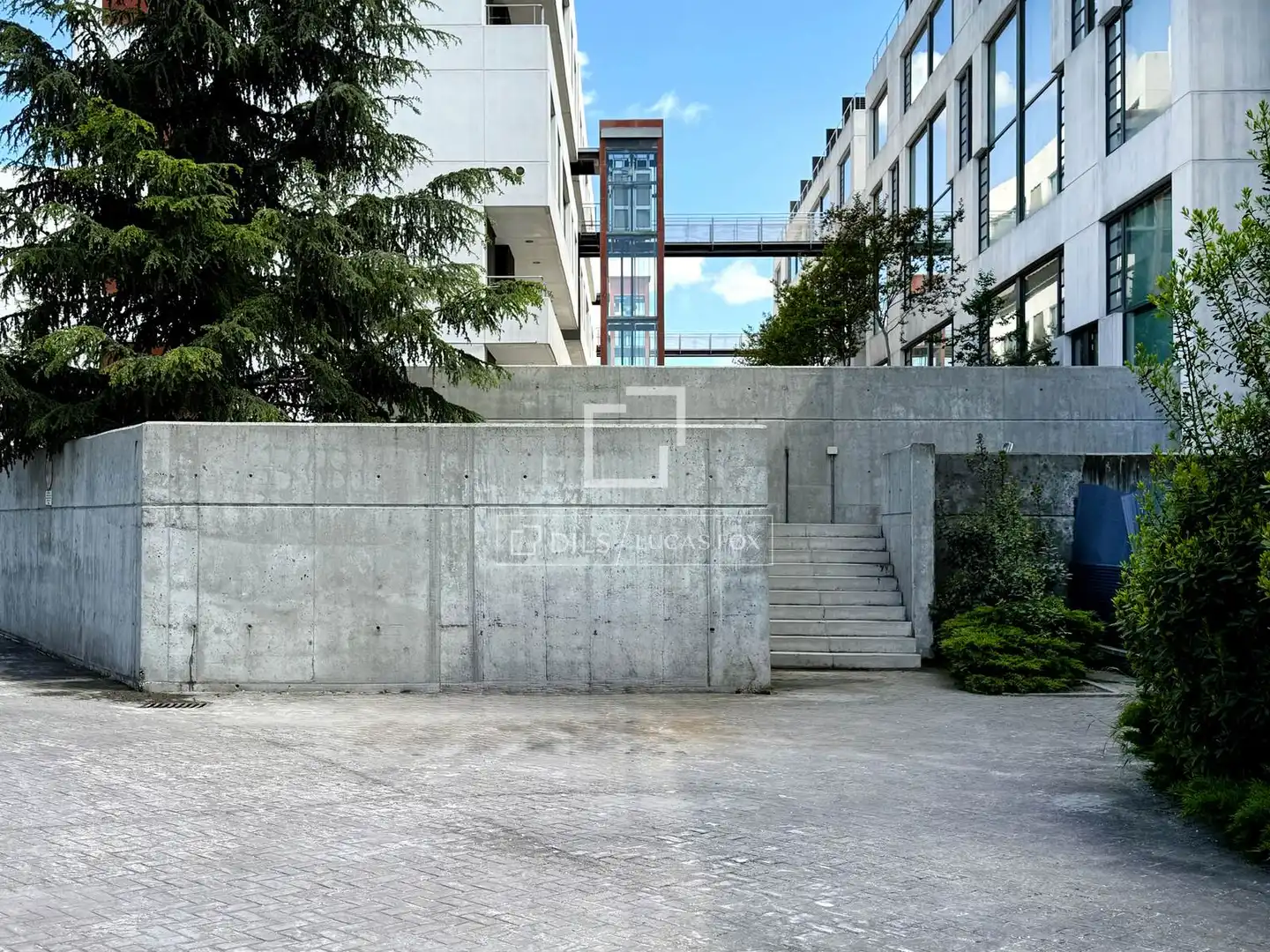 Vista exterior de Loft en venda en Madrid amb Aire condicionat, Calefacció i Parquet