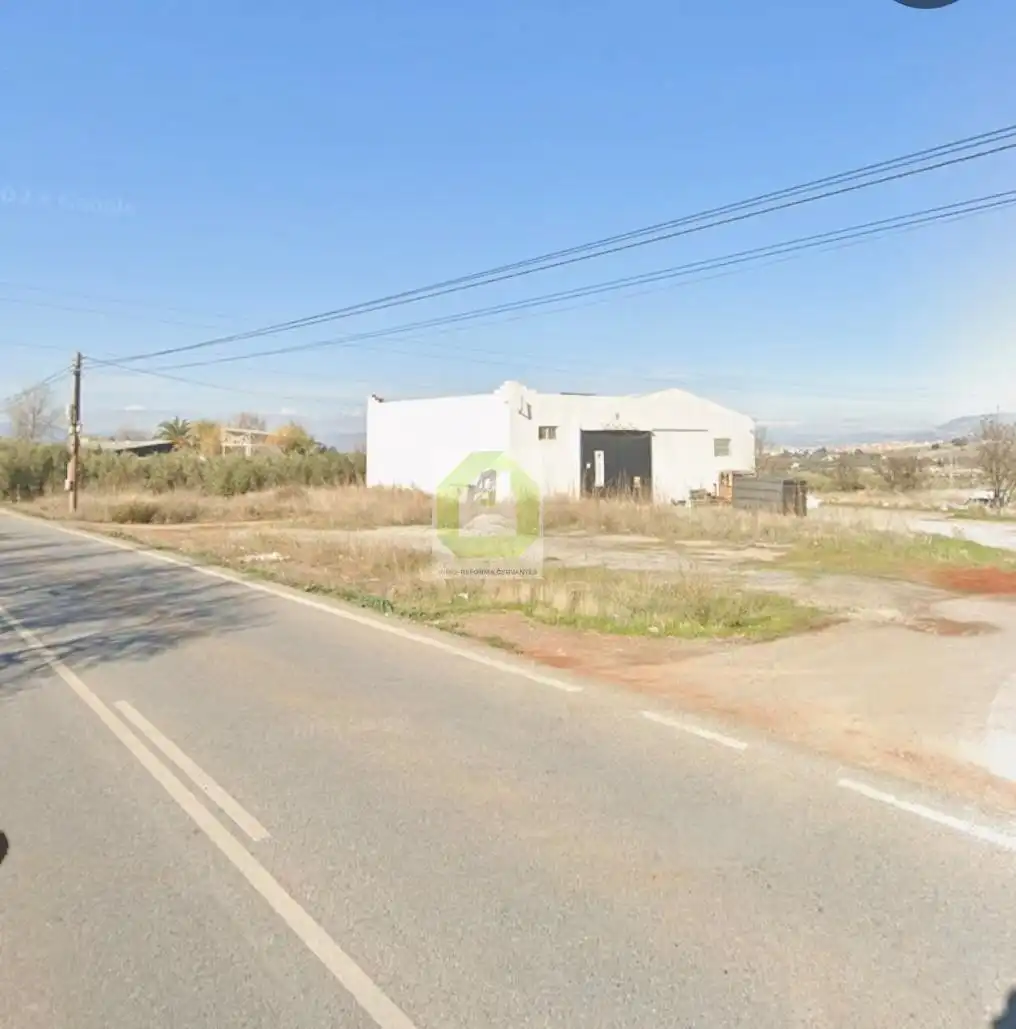 Nau industrial en venda en Dílar