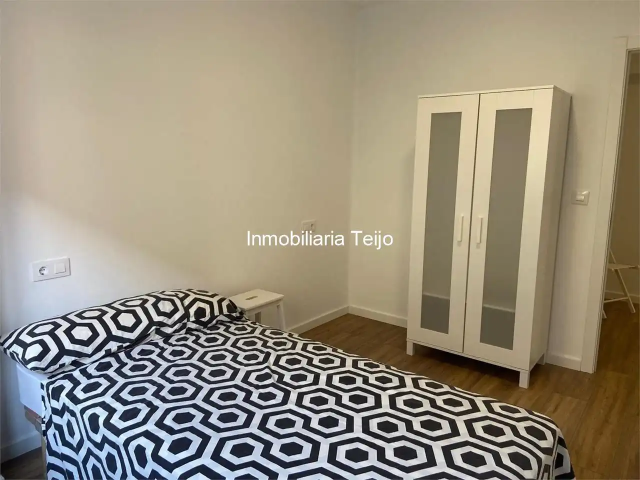 Bedroom of Flat for rent in Ferrol  with Heating, Furnished and Oven