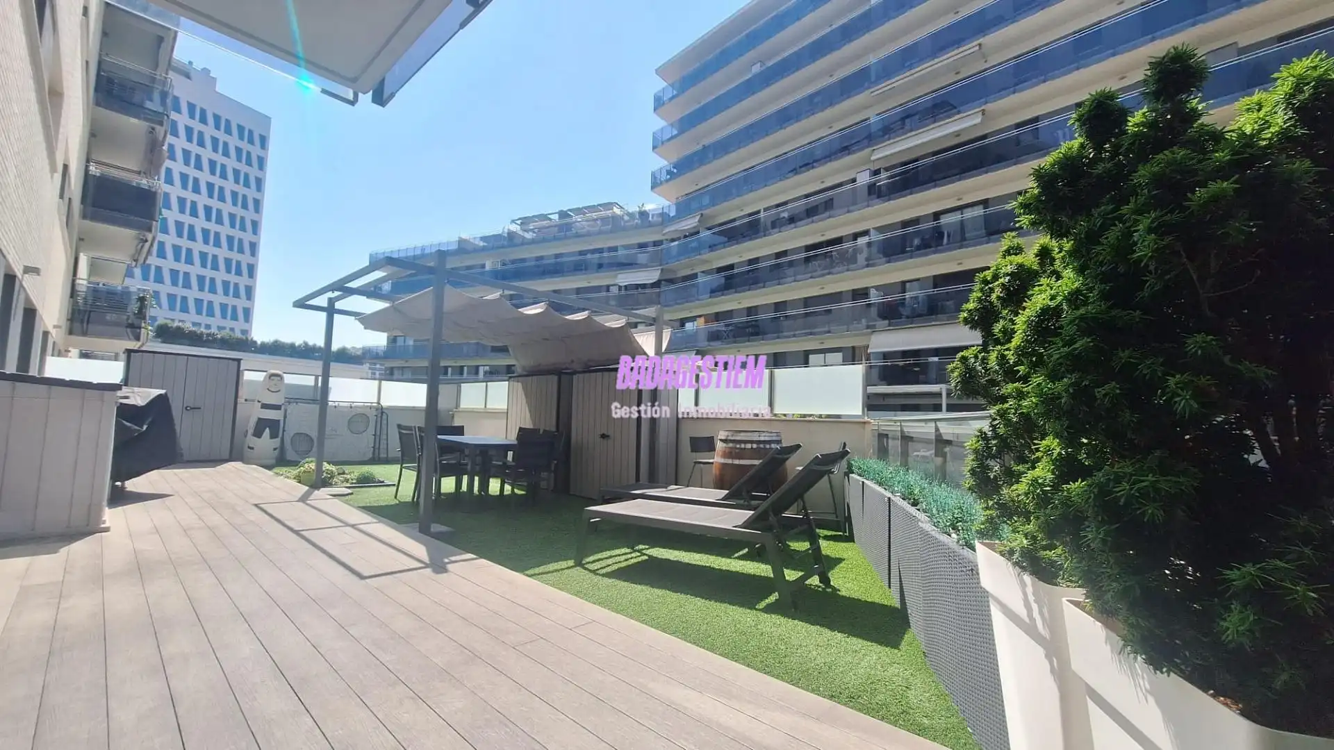 Pis amb terrassa en venda a Passeig MARITIM, imagen 32