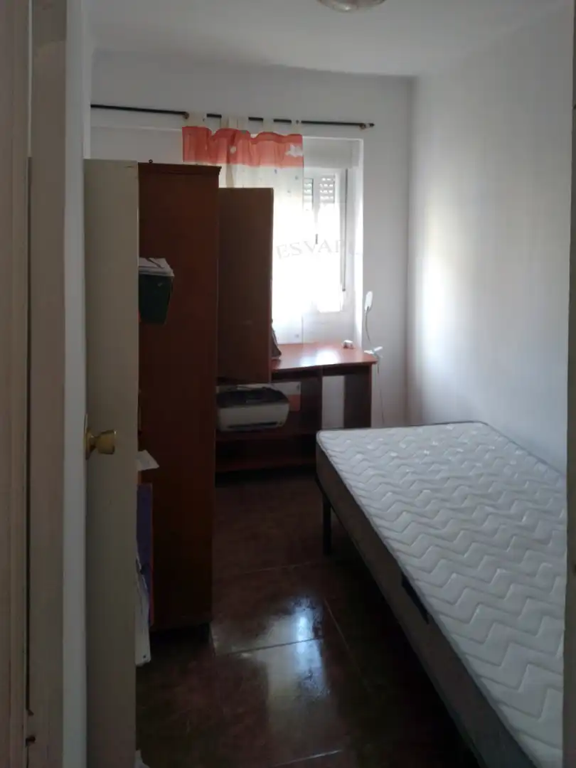 Dormitori de Pis en venda en Alicante / Alacant amb Moblat, Rentadora i Microones