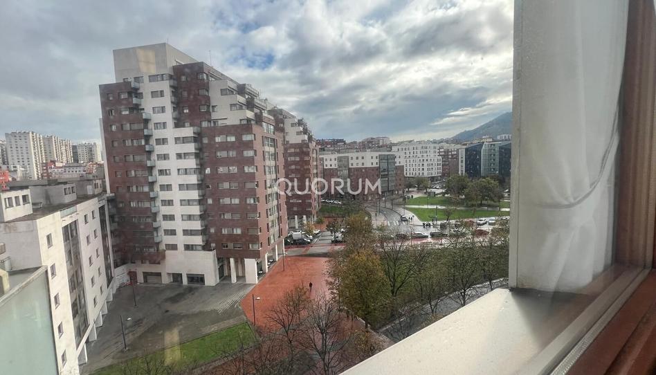 Foto 1 de Pis de lloguer a Calle Dolores Ibarruri, Ametzola, Bizkaia