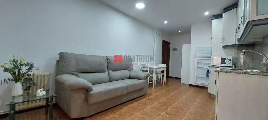 Wohnung zur Miete in Rúa De Santiago Del Estero, Ensanche - Sar