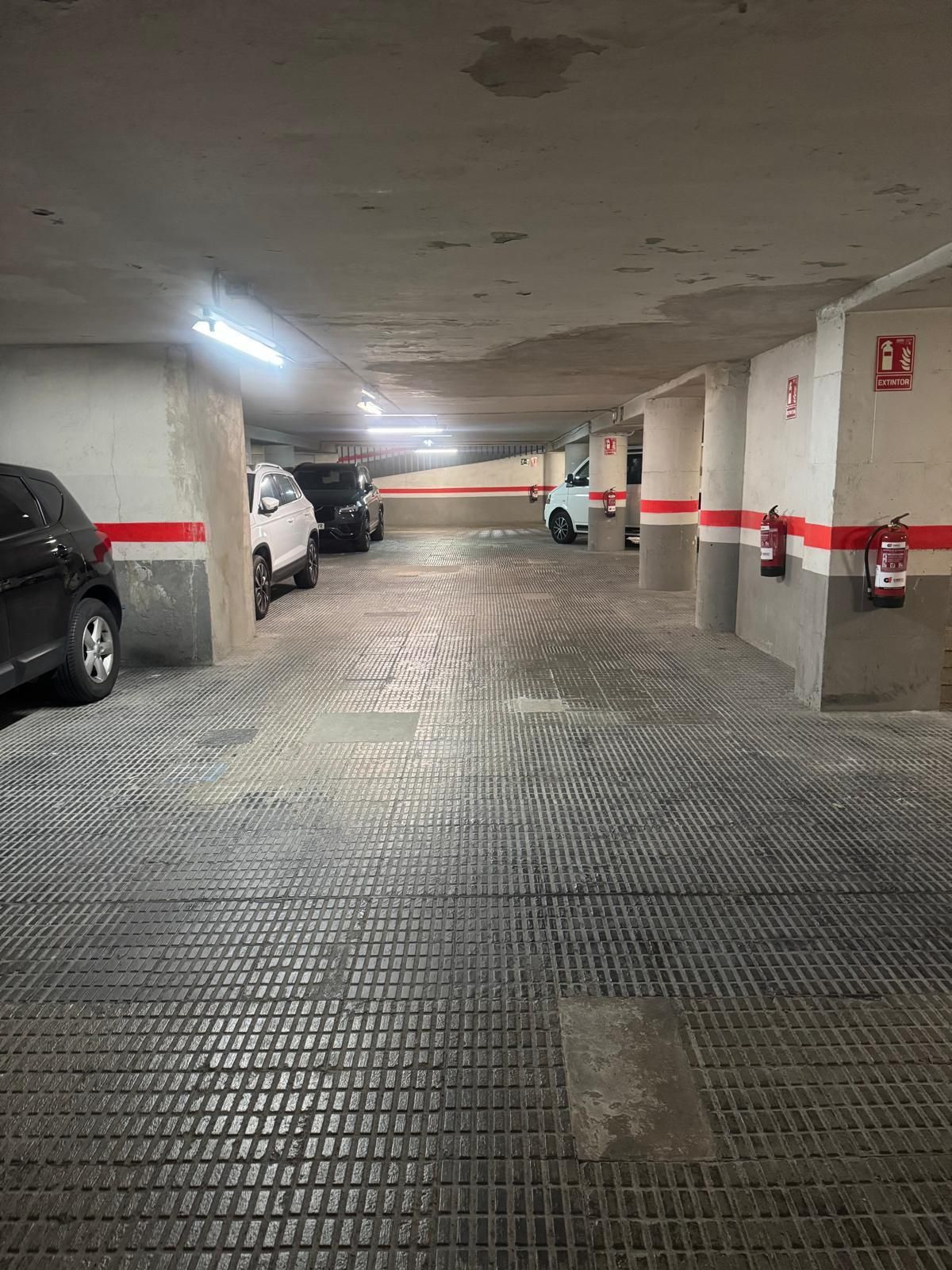 Garage to rent in Avenida del Mistral, 10, Sant Antoni, Eixample