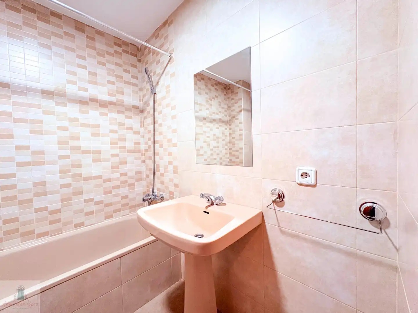 Baño de Piso en venta en Badajoz con Balcón