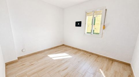Foto 3 de Piso en venta en Mondejar - Junquillos, La Línea de la Concepción