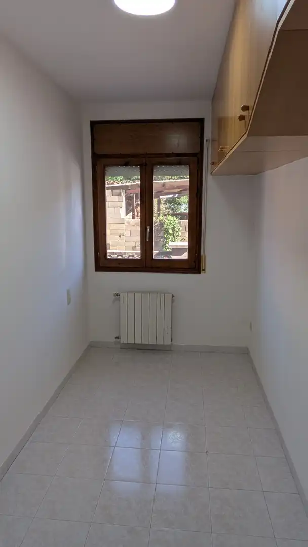 Adossat amb jardí en venda a Sant Aniol de Finestres, imagen 9
