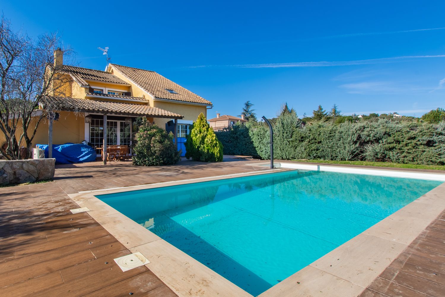 Piscina de Casa o xalet en venda en Guadarrama amb Aire condicionat, Calefacció i Jardí privat