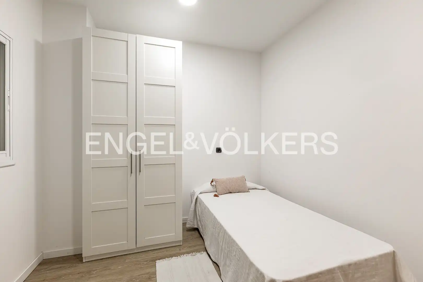 Bedroom of Flat for sale in Sant Feliu de Llobregat  with Heating, Terrace and Storage room