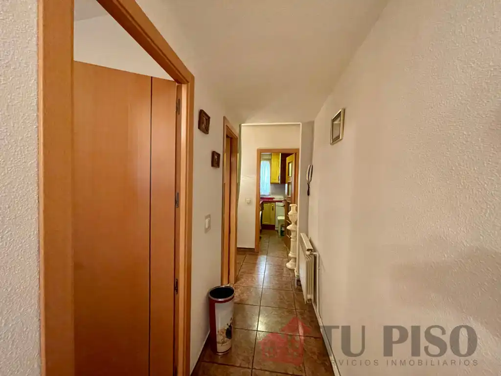 Piso en venta en Madrid con Calefacción y Amueblado