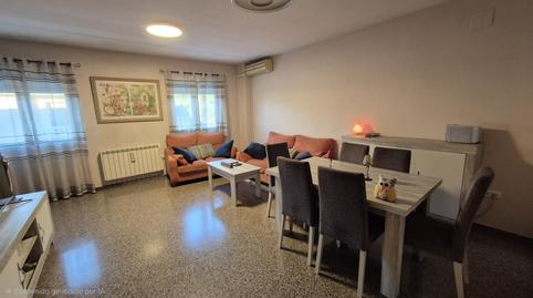 Foto 2 de Casa adosada en venda a La Paz, Villena