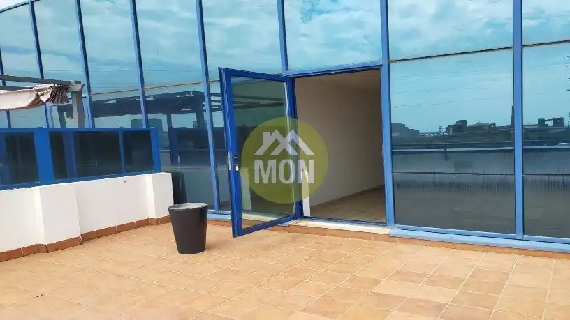 Büro zum Verkauf in Del Puerto (pol. ind. Ingruinsa), Avenida de Abril - 9 de Octubre