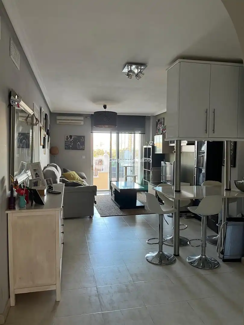 Sala d'estar de Apartament en venda en Los Alcázares amb Aire condicionat, Calefacció i Terrassa