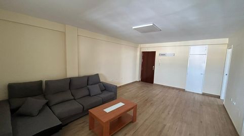 Foto 2 de Piso en venta en Avenida Sánchez Pizjuan, El Torrejón - El Cerezo, Sevilla Capital
