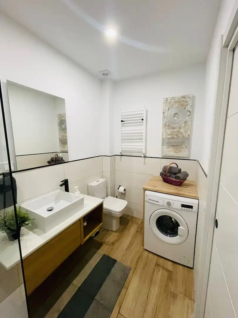 Flat for rent in Calle Aeronave, Timón