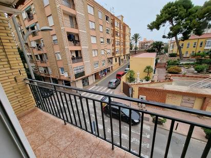 Exterior view of Flat for sale in Burjassot  with Balcony