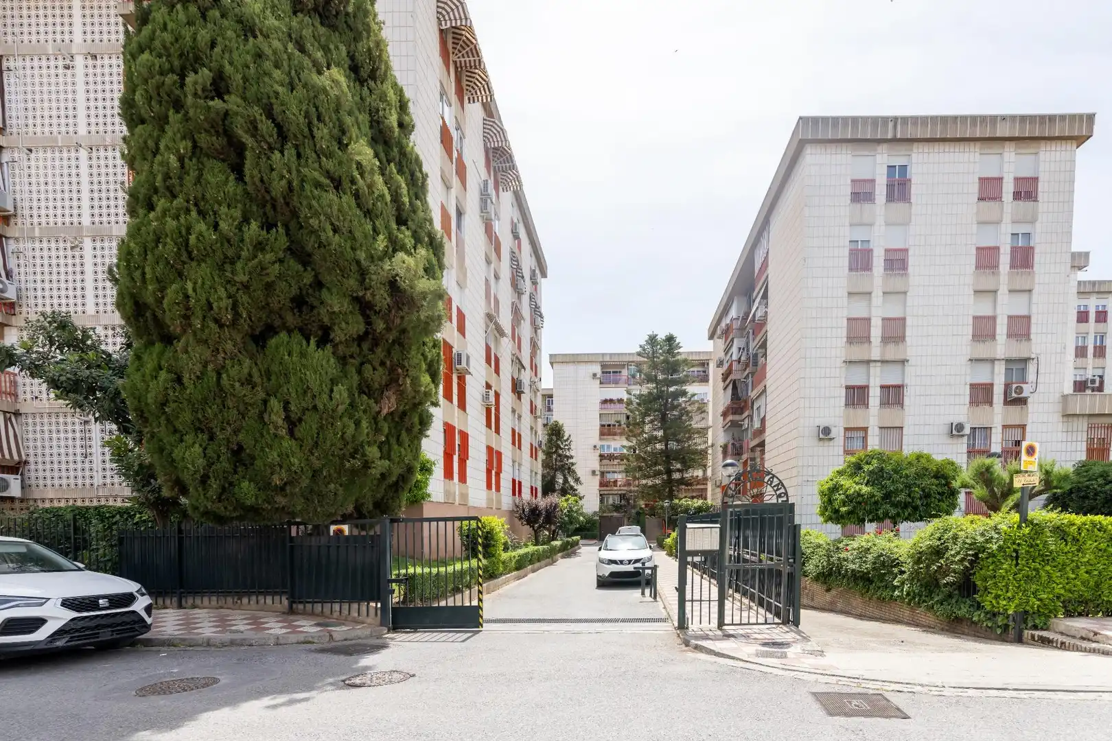 Pis amb jardí en venda a BAJO DE HUÉTOR, imagen 2