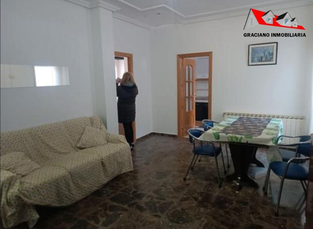 Apartament en venda en  Albacete Capital amb Calefacció, Terrassa i Moblat