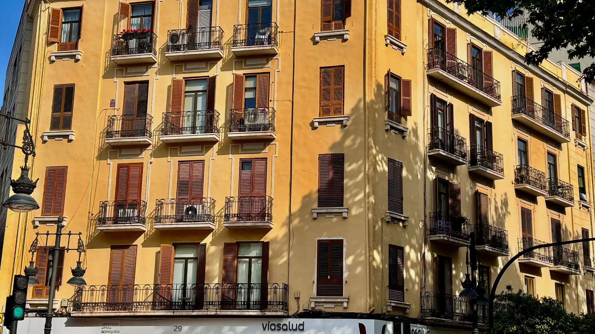 Vista exterior de Apartamento en venta en Valencia con Aire acondicionado, Calefacción y Horno