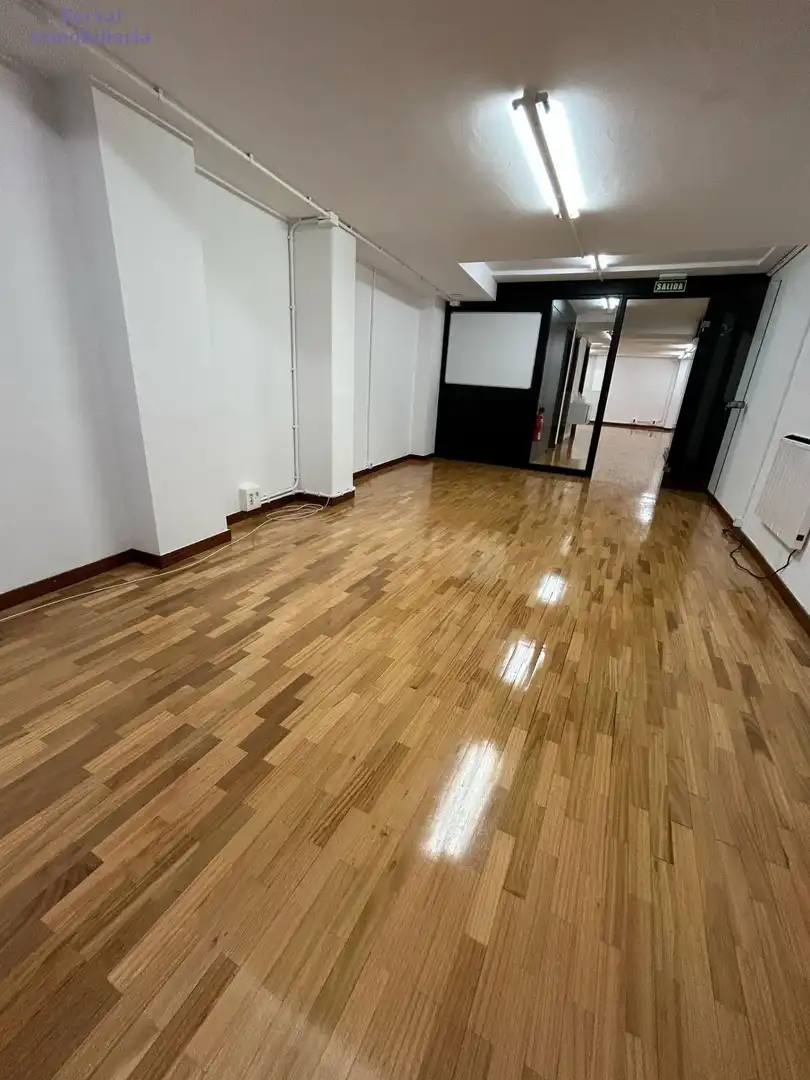 Office for sale in  Logroño  with Heating