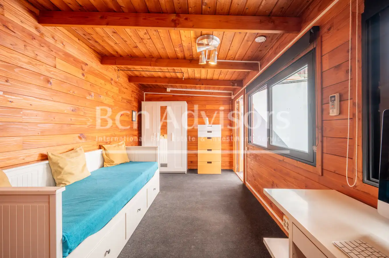 Bedroom of Flat for sale in Barcelona  with Air Conditioner, Heating and Parquet flooring