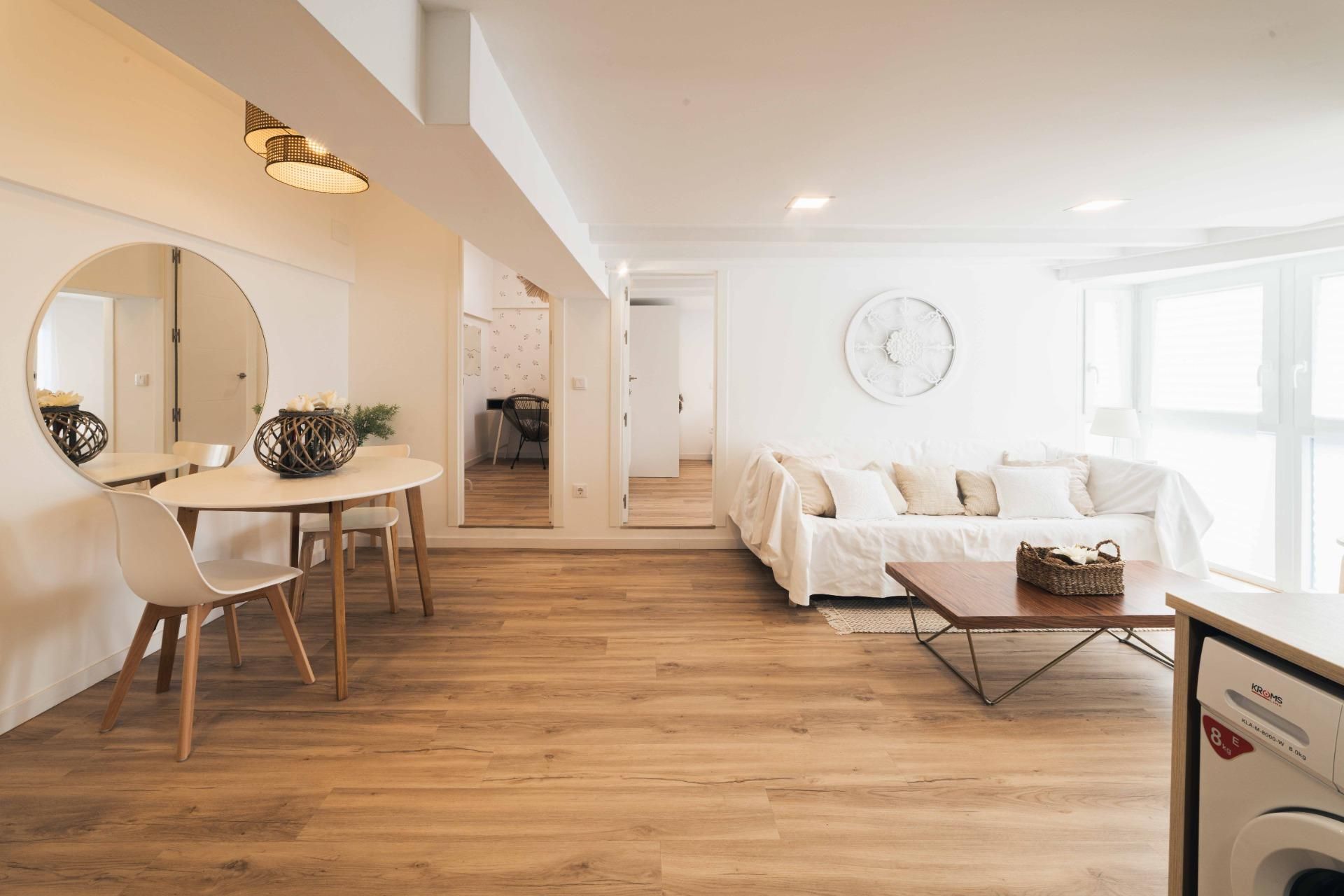 Apartament de lloguer a  MAGALLANES, Centro - Ayuntamiento
