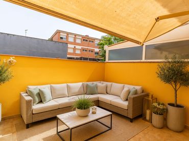 Reihenhaus mit Balkon zum Verkauf in CL PIULAR