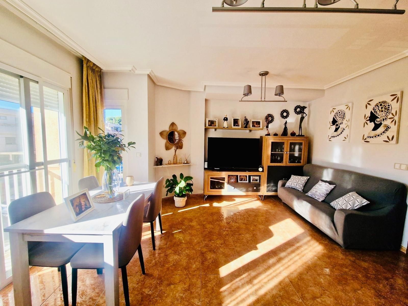 Sala de estar de Casa o chalet en venta en Águilas con Aire acondicionado, Terraza y Trastero