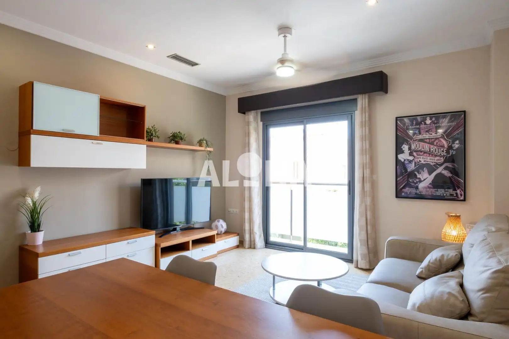 Sala de estar de Apartamento de alquiler en Moncada con Aire acondicionado, Calefacción y Amueblado
