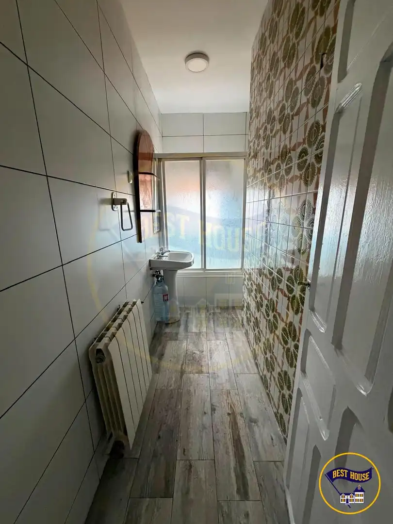 Bathroom of Flat for sale in Cuenca  with Heating and Balcony