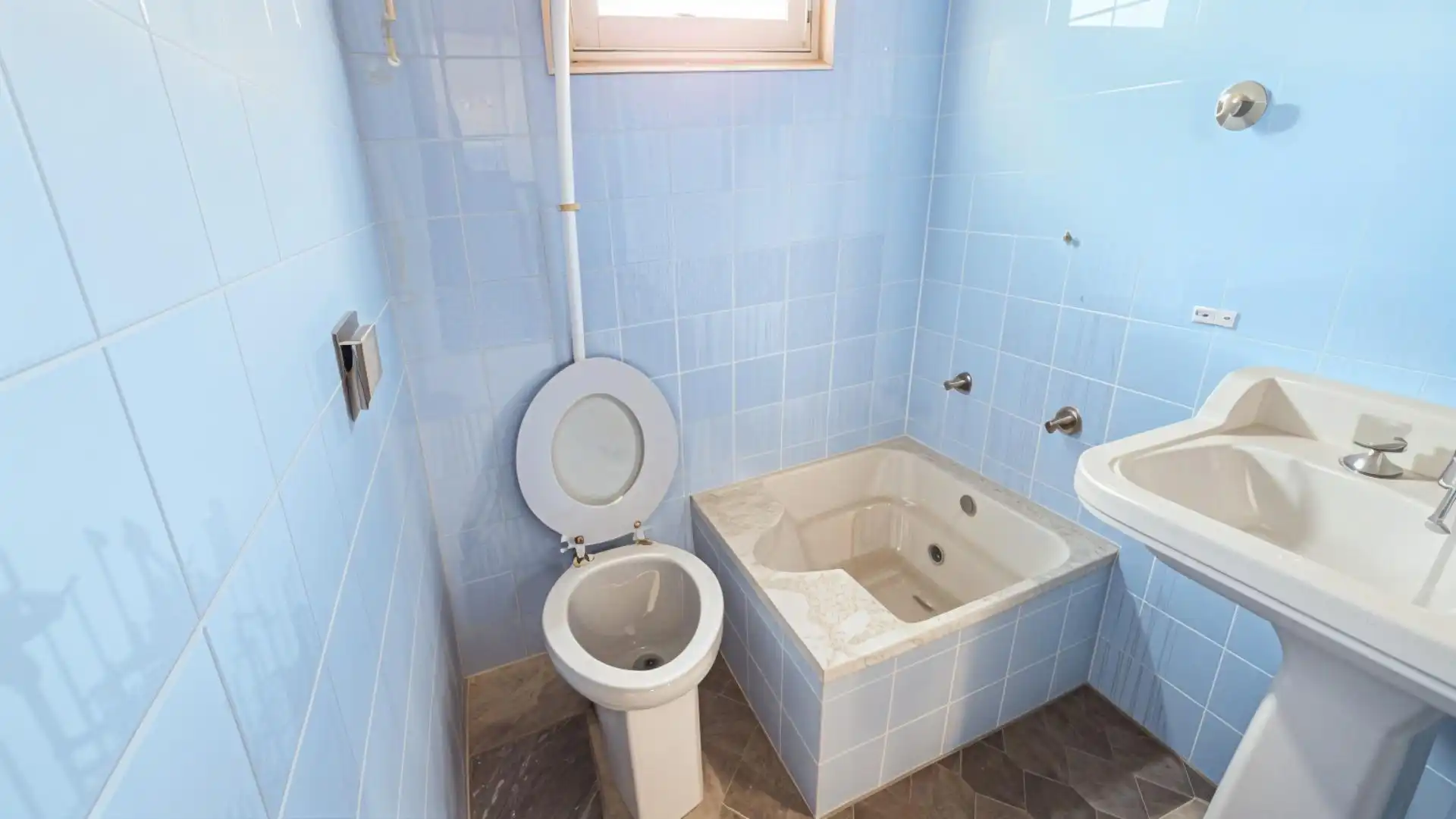 Bany de Casa o xalet en venda en Paterna amb Terrassa