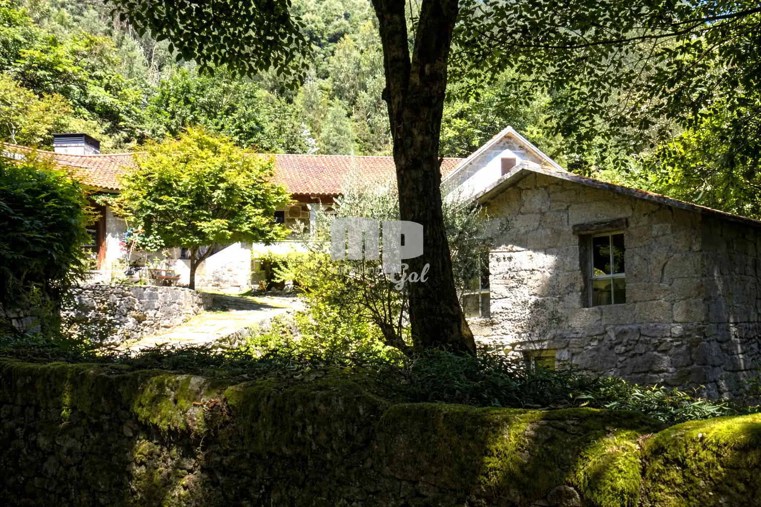 Jardí de Finca rústica en venda en Gondomar amb Calefacció, Jardí privat i Terrassa