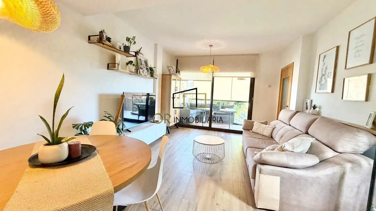 Sala de estar de Casa o chalet en venta en Sant Quintí de Mediona con Calefacción, Jardín privado y Terraza