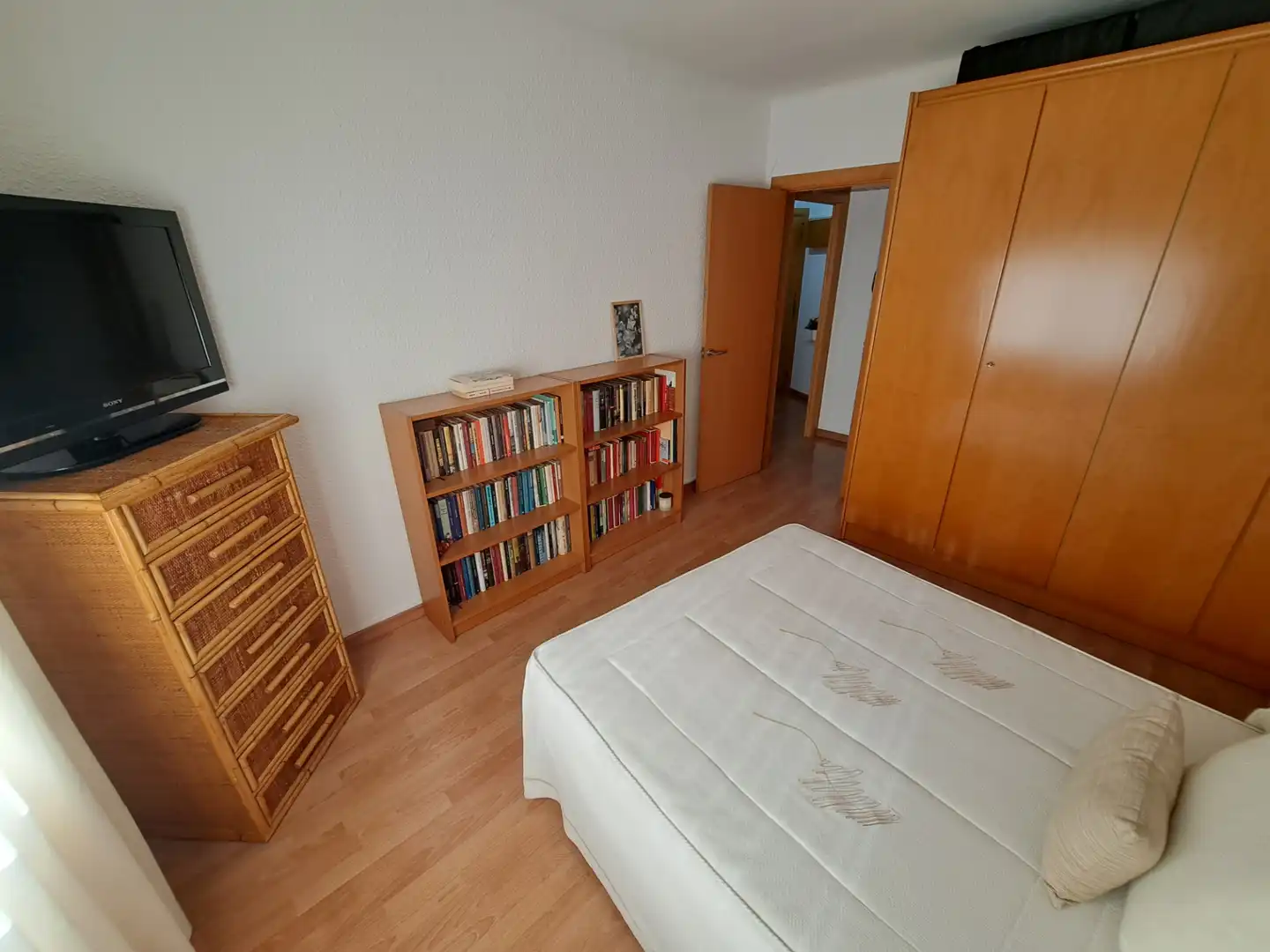 Bedroom of Flat for sale in Els Molins