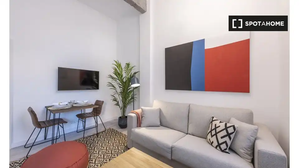 Appartamento in affitto a Ciudad Lineal, imagen 2