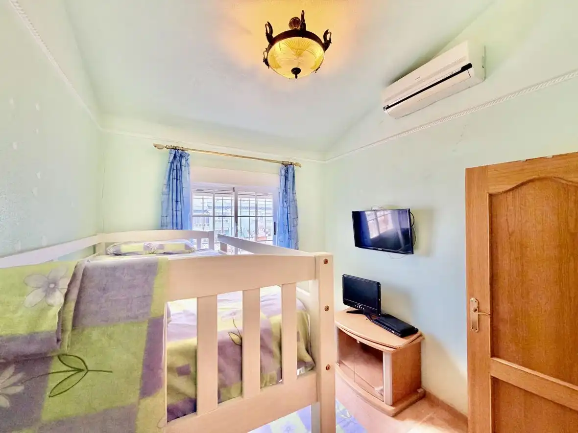 Habitación de Casa o chalet en venta en Santa Pola con Aire acondicionado, Calefacción y Terraza