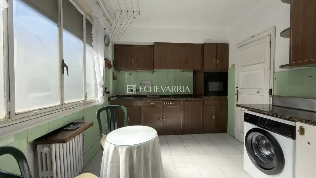 Cocina de Piso en venta en Getxo  con Calefacción, Terraza y Trastero
