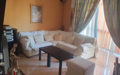 Sala d'estar de Pis en venda en Campillos amb Terrassa