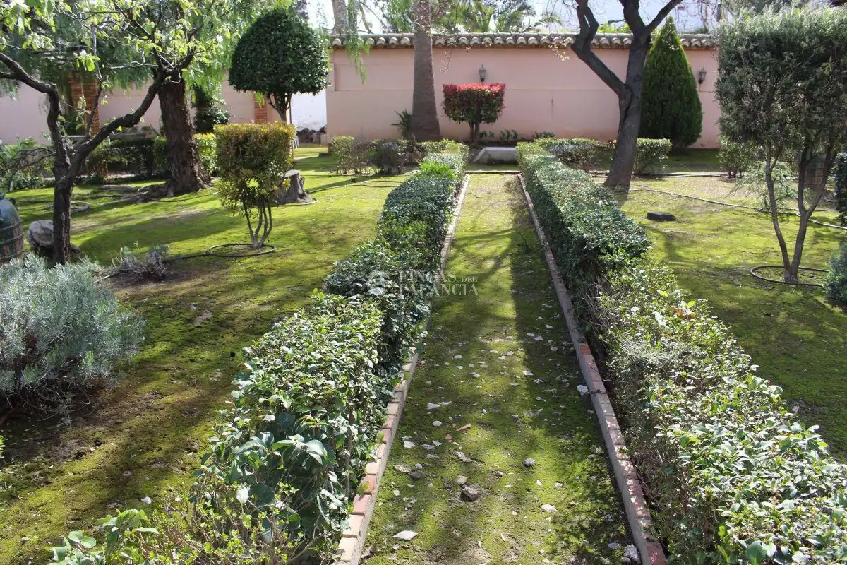 Jardí de Casa o xalet en venda en Segorbe amb Calefacció, Jardí privat i Terrassa