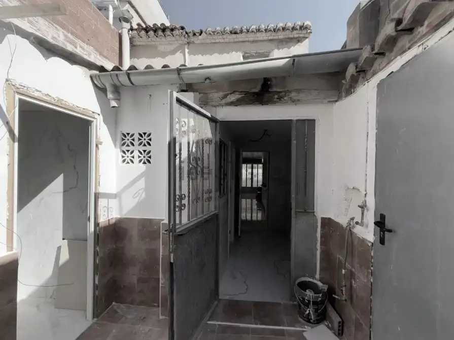 Casa adosada en venda en Rafelbuñol / Rafelbunyol amb Aire condicionat, Jardí privat i Terrassa