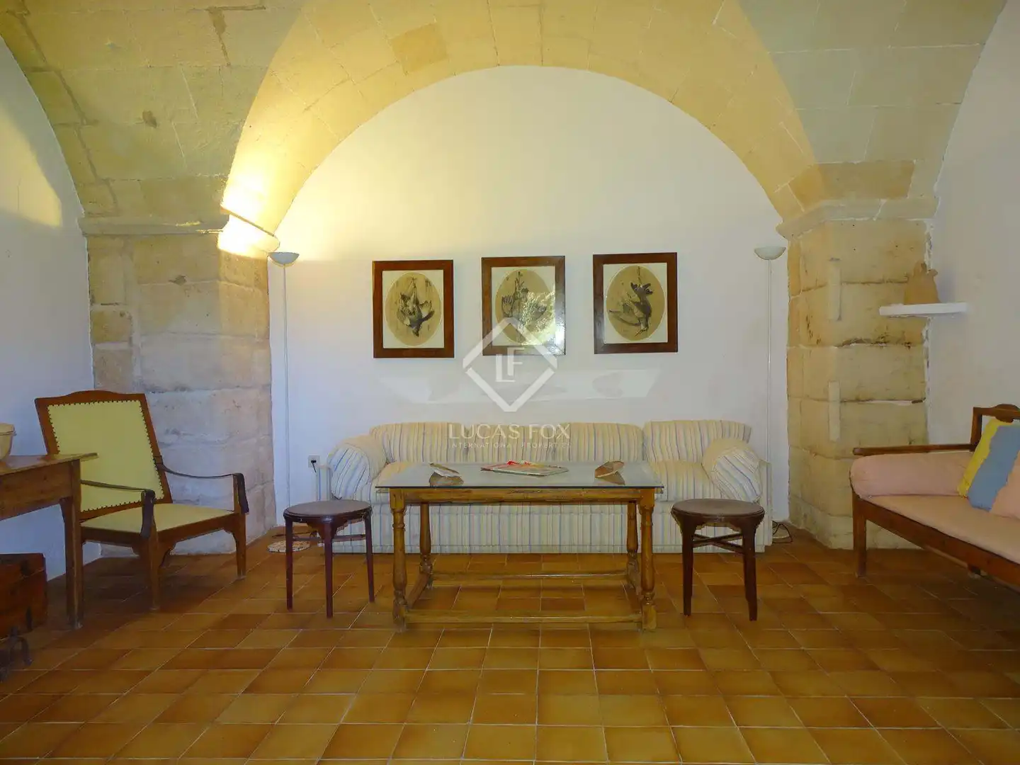 Country homes for sale in Cala Blanca