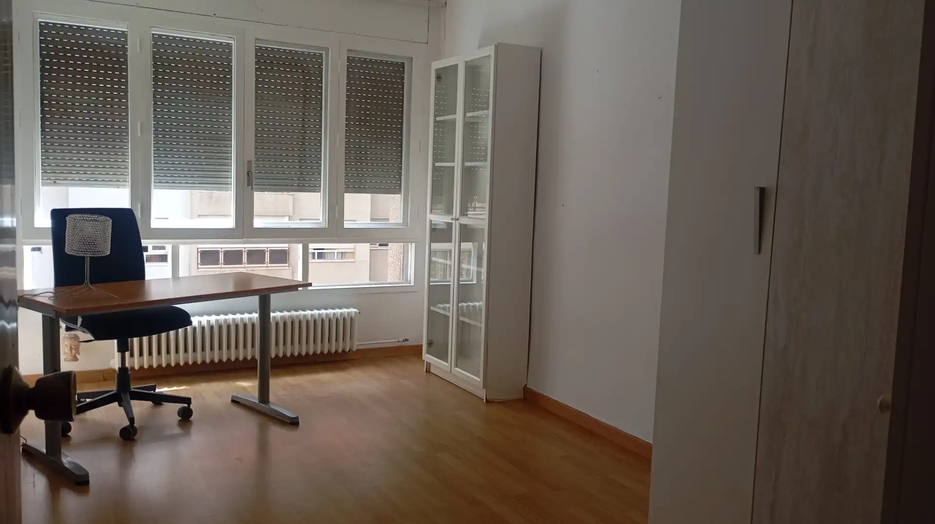 Living room of Flat for rent in Zaragoza  with Heating, Parquet flooring and Terrace