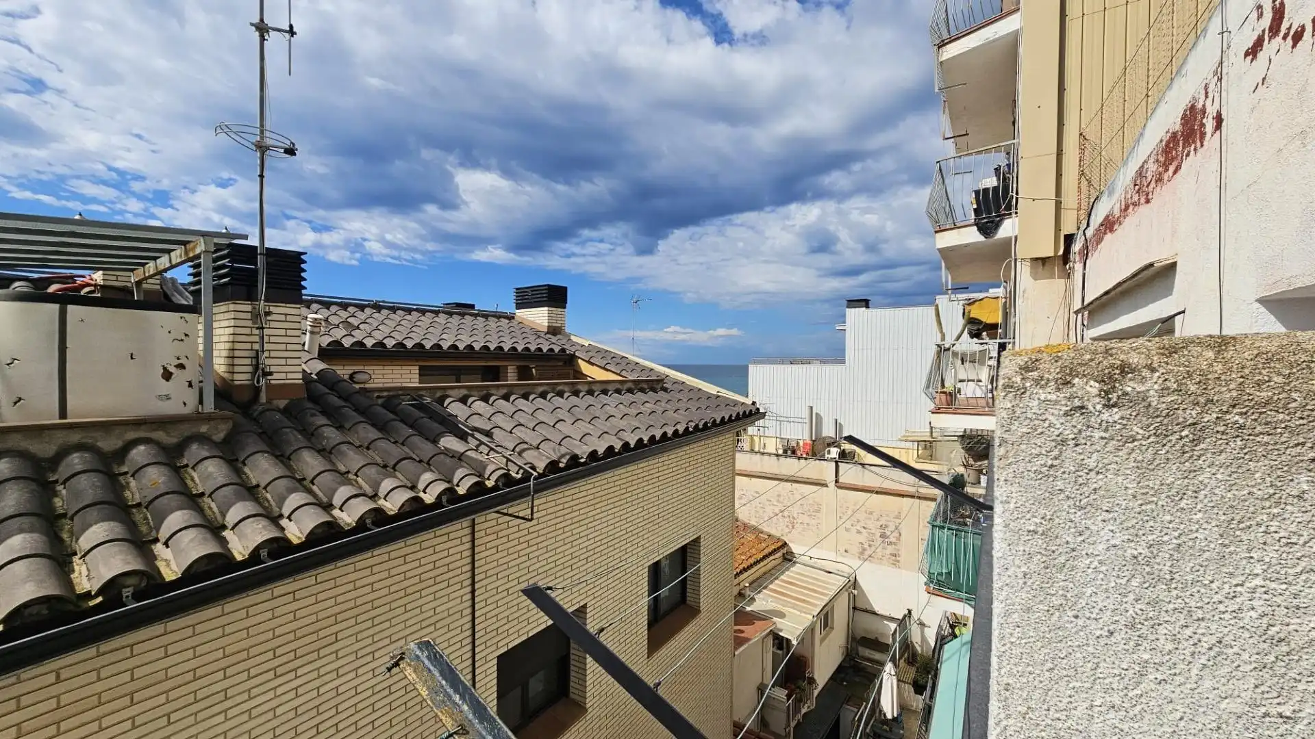 Exterior view of Attic for sale in Calella  with Parquet flooring, Terrace and Balcony