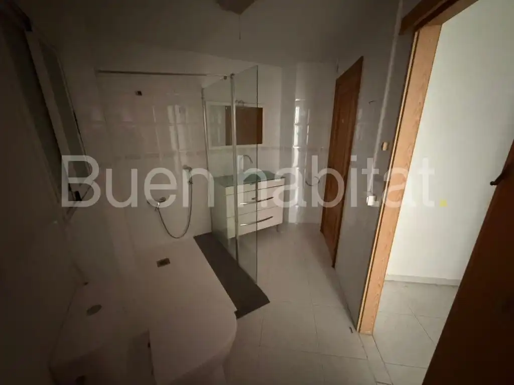 Flat with terrace for sale in Calle Pont (Del) 50, imagen 32